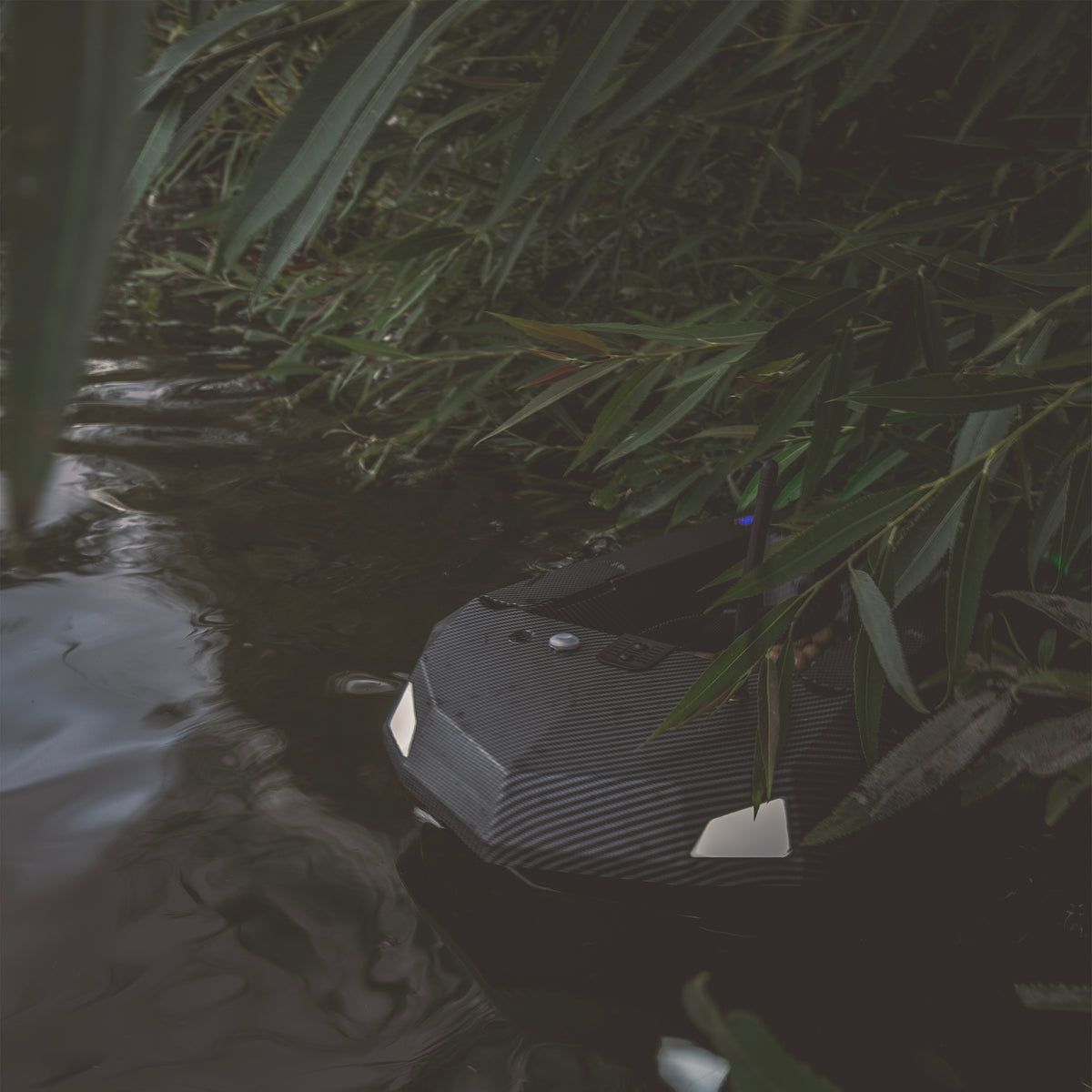 Saber Hydra Bait Boat